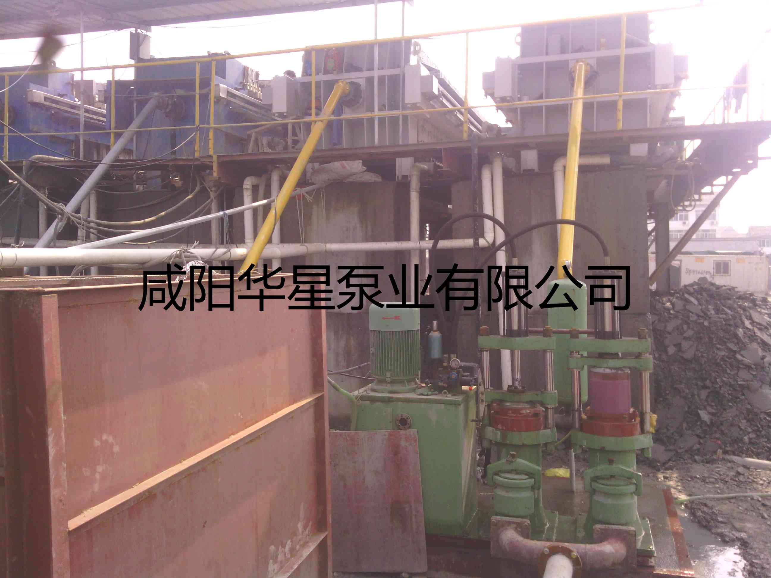 華星YBH300-40節(jié)能陶瓷柱塞泵打樁污泥使用現場-02